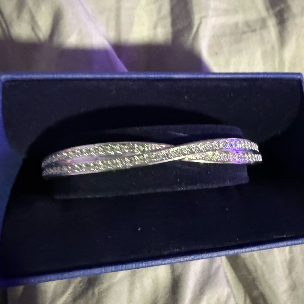 Swarovski Elegant Silver Infinity Bracelet